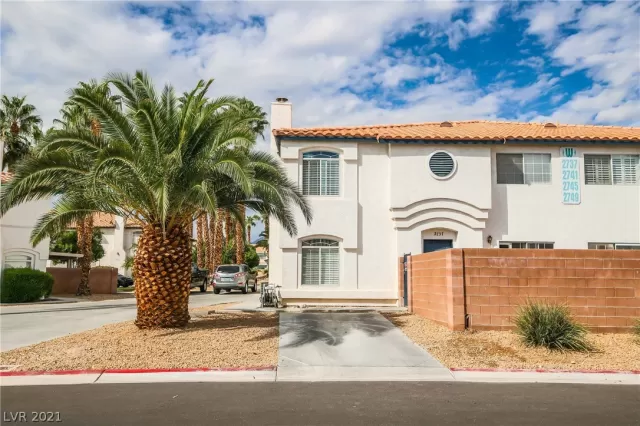 MLS: 2337560 Condo For Sale
