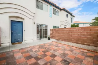 Photo #3: 2337560 Listing 