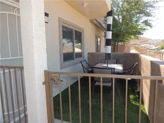 Photo #1: 2337575 Listing 