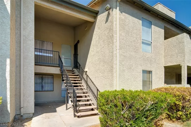 MLS: 2337597 Condo For Sale