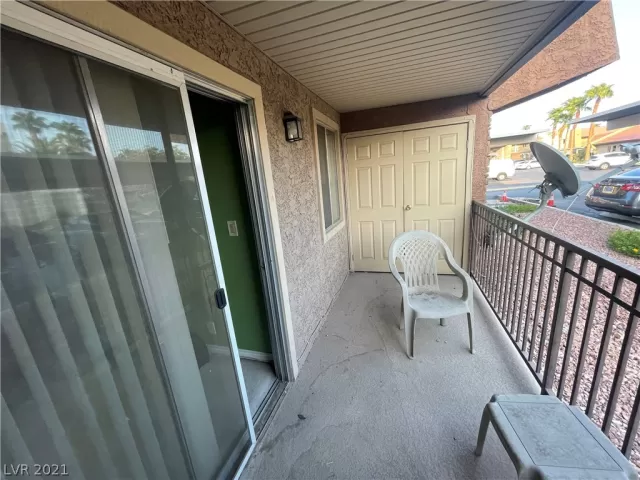 MLS: 2337615 Condo For Sale