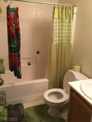 Photo #5: 2337653 Listing 