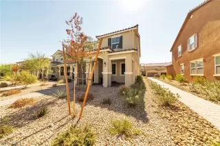 Photo #2: 2337672 Listing 
