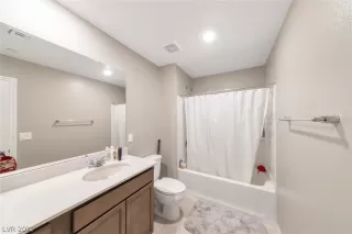 Photo #6: 2337672 Listing 