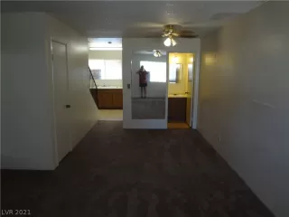 Photo #1: 2337682 Listing