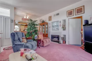 Photo #2: 2337703 Listing