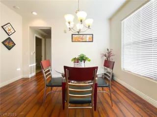 Photo #6: 2337709 Listing 