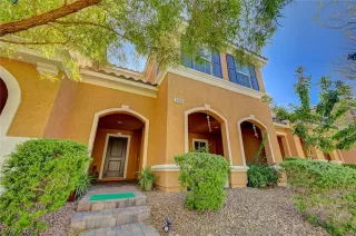 Photo #2: 2337817 Listing