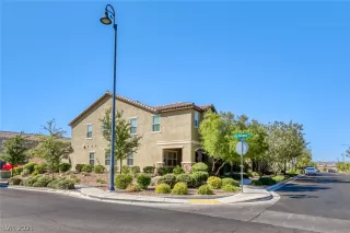 Photo #1: 2337854 Listing