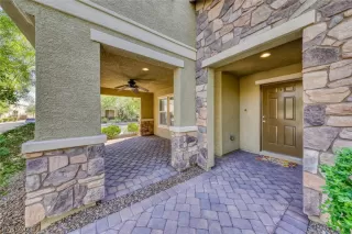 Photo #3: 2337854 Listing