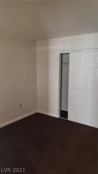 Photo #3: 2337856 Listing 