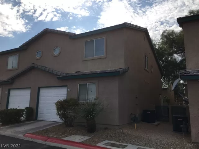 MLS: 2337882 Condo For Sale