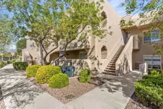 Photo #2: 2337885 Listing