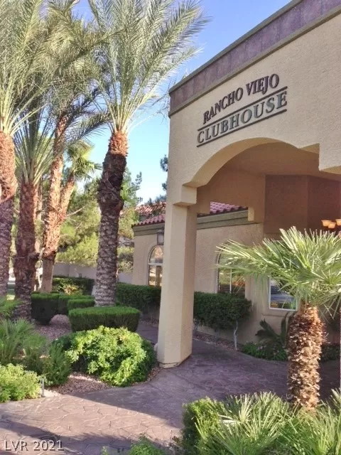 MLS: 2337926 Condo For Sale