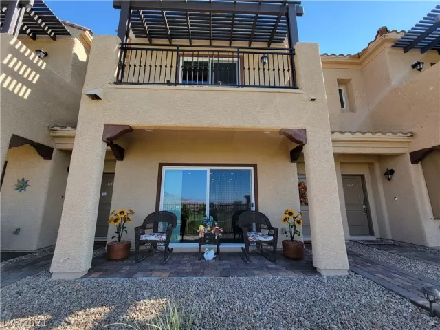 MLS: 2337934 Condo For Sale