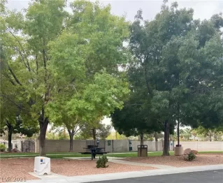 Photo #1: 2337969 Listing