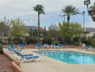 Photo #3: 2337969 Listing