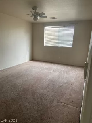 Photo #6: 2337969 Listing