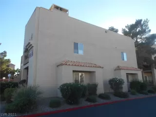 Photo #2: 2338061 Listing