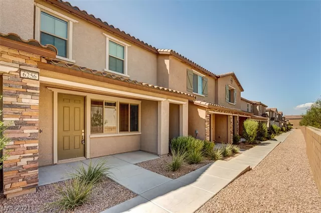 MLS: 2338080 Condo For Sale