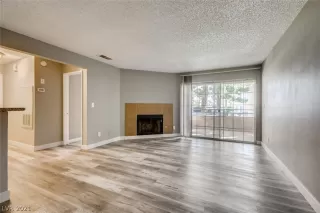 Photo #2: 2338120 Listing