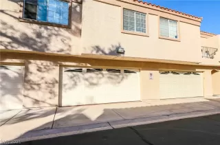 Photo #2: 2338126 Listing