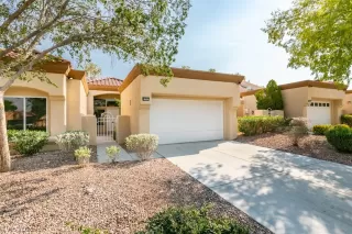 Photo #2: 2338196 Listing 