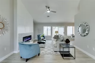 Photo #3: 2338196 Listing 