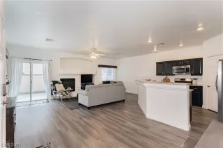 Photo #2: 2338216 Listing