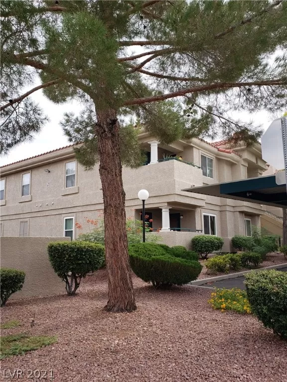 MLS: 2338237 Condo For Sale