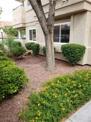 Photo #1: 2338237 Listing