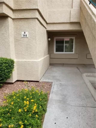 Photo #2: 2338237 Listing