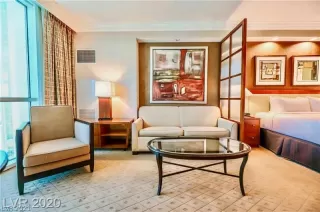 Photo #6: 2338243 Listing 