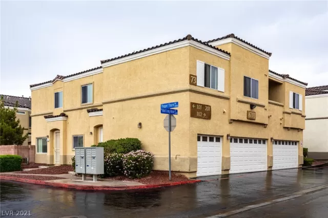 MLS: 2338299 Condo For Sale