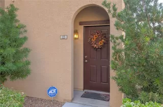 Photo #5: 2338303 Listing 