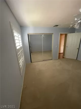 Photo #5: 2338305 Listing 