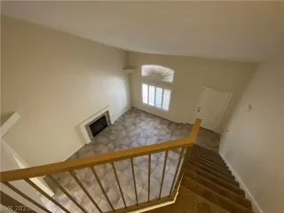 Photo #6: 2338310 Listing