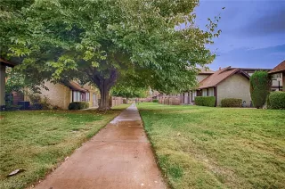 Photo #2: 2338410 Listing 