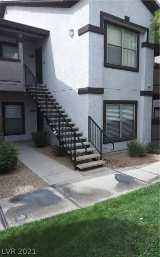 Photo #1: 2338430 Listing