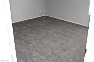 Photo #2: 2338496 Listing 