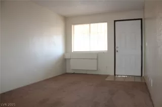 Photo #1: 2338518 Listing 