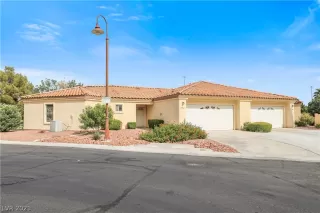 Photo #1: 2338528 Listing 