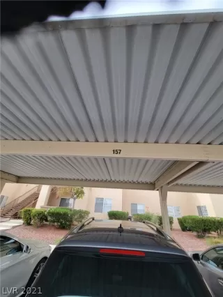 Photo #5: 2338543 Listing