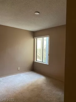 Photo #1: 2338547 Listing