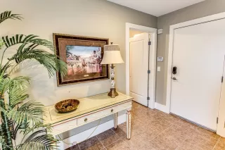 Photo #1: 2338554 Listing 