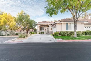 Photo #1: 2338580 Listing 