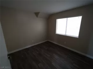 Photo #1: 2338608 Listing 