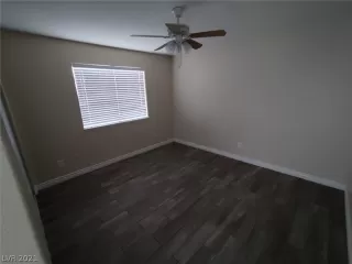 Photo #5: 2338608 Listing 