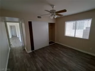 Photo #6: 2338608 Listing 