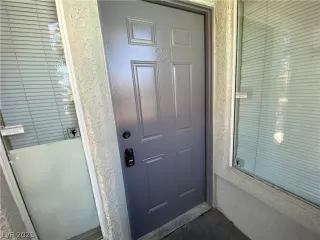 Photo #1: 2338693 Listing 